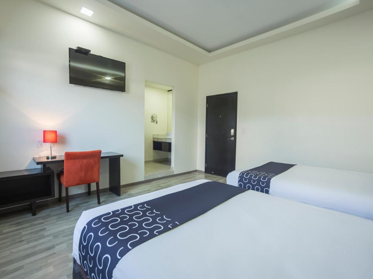 Hotel Smart